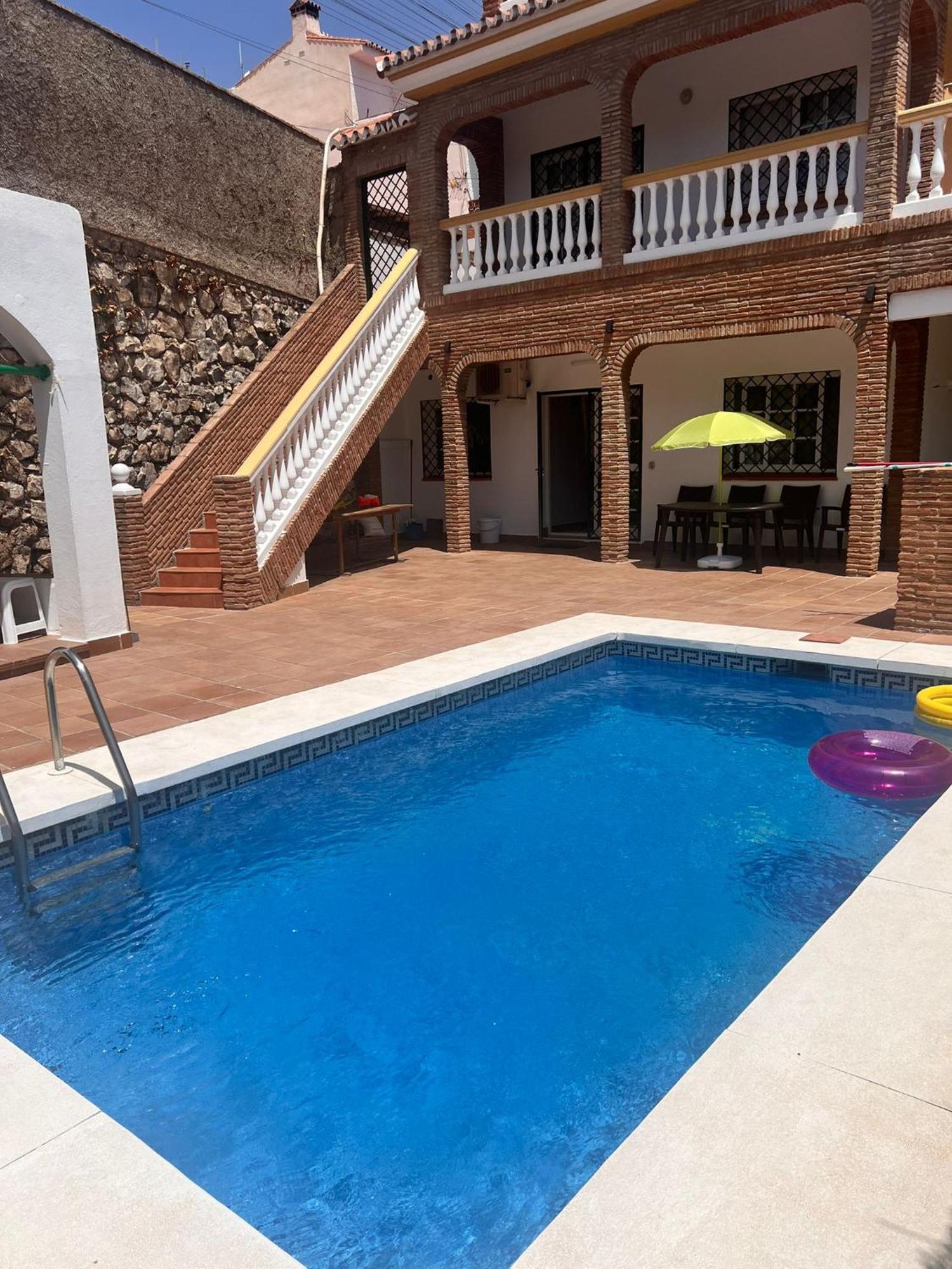 מאלגה Uf Holiday House מראה חיצוני תמונה
