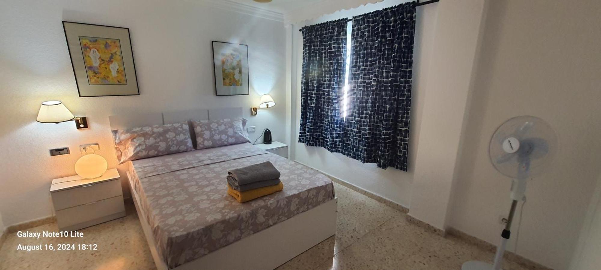 מאלגה Uf Holiday House מראה חיצוני תמונה
